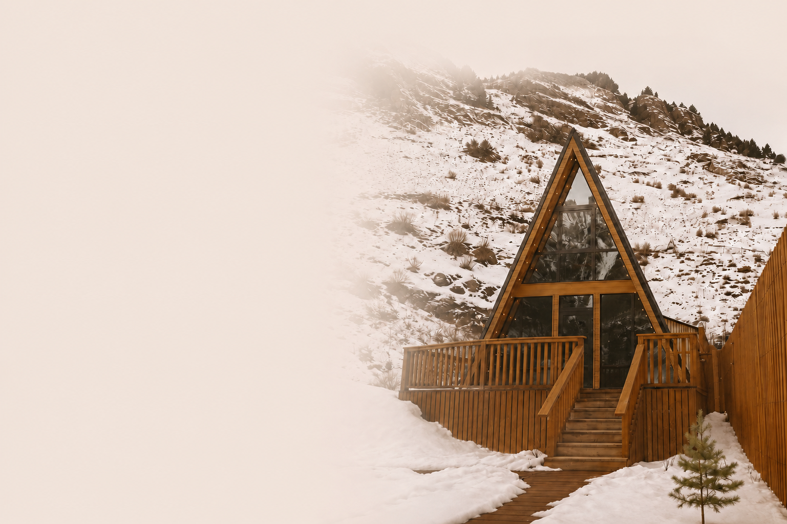 A-frame дом в Приэльбрусье в снегу